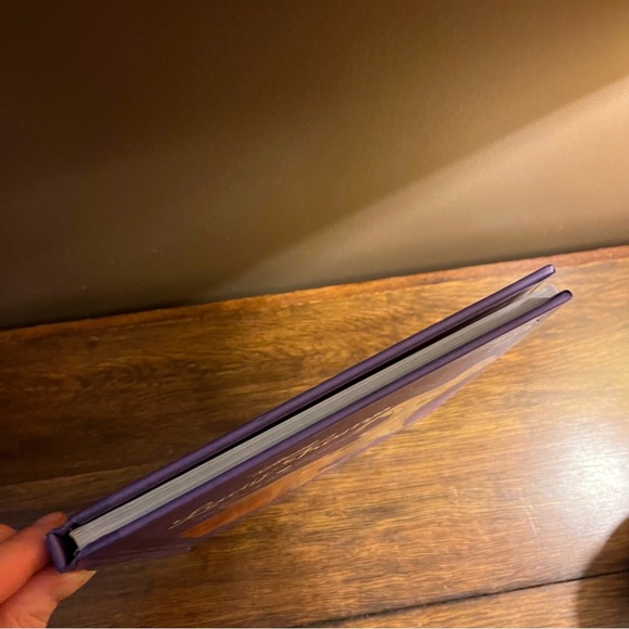 Disney Lady & The Tramp Hardcover Large Book - Picture 13 of 15